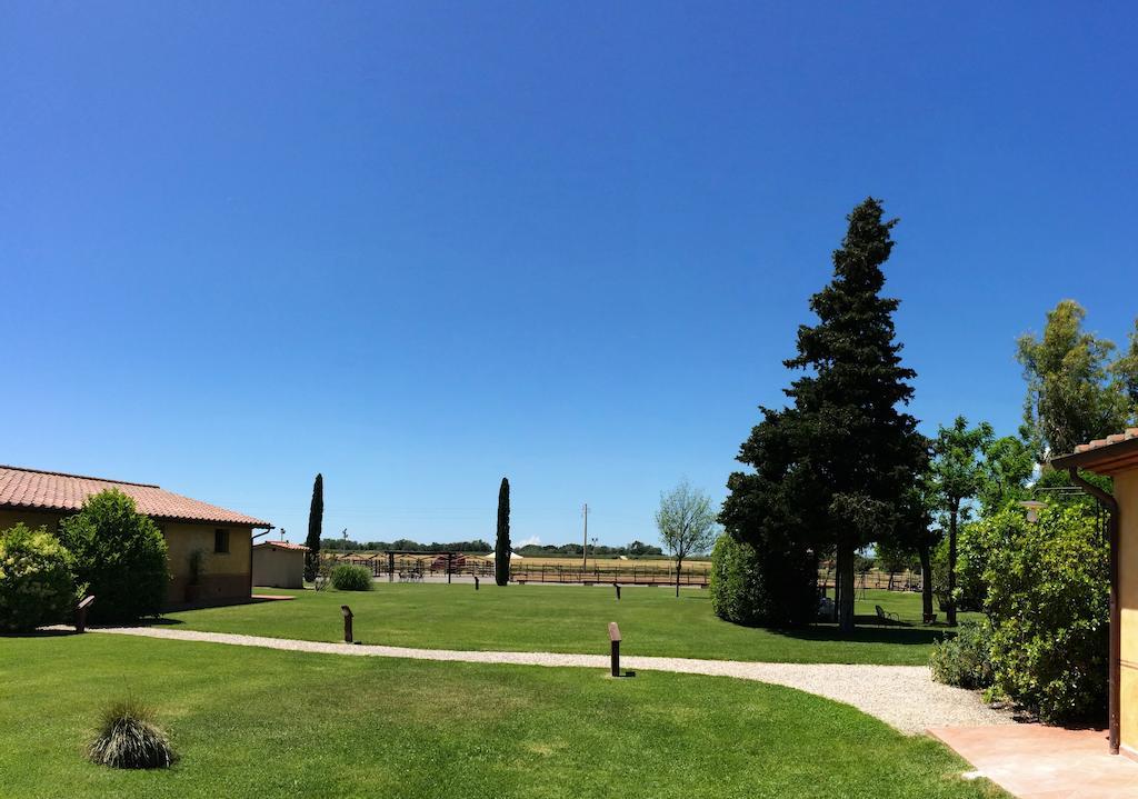 Agriturismo Giuncola & Granaiolo Rispescia Eksteriør bilde
