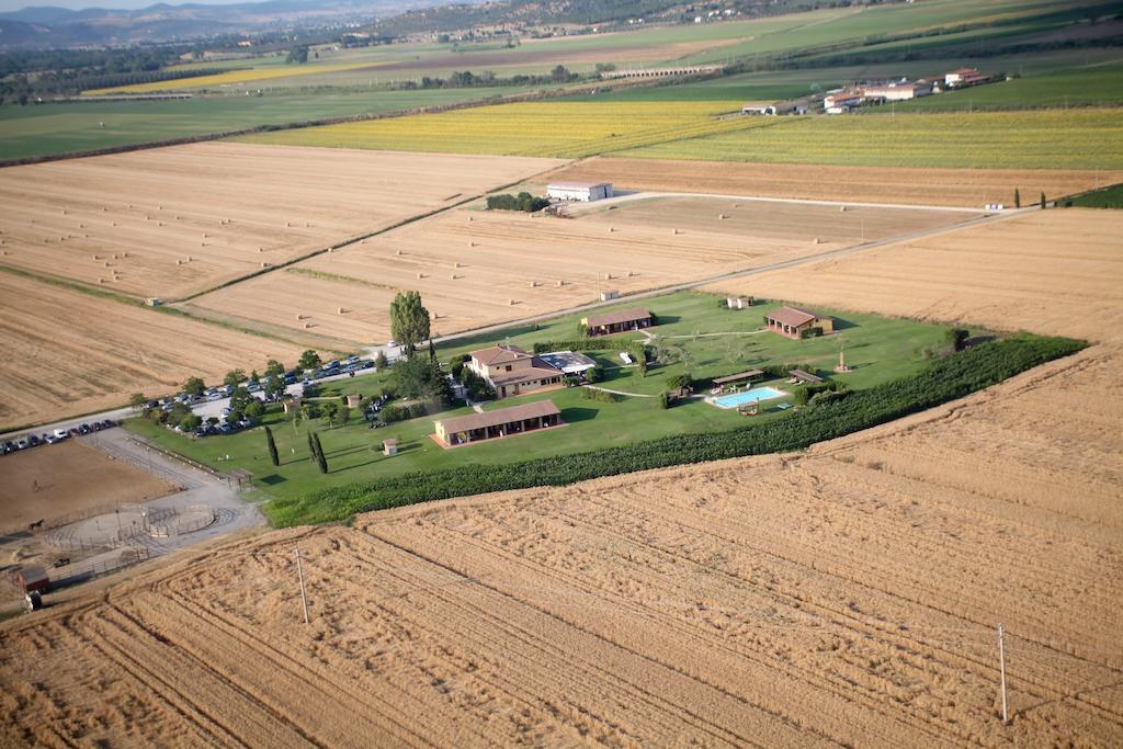 Agriturismo Giuncola & Granaiolo Rispescia Eksteriør bilde